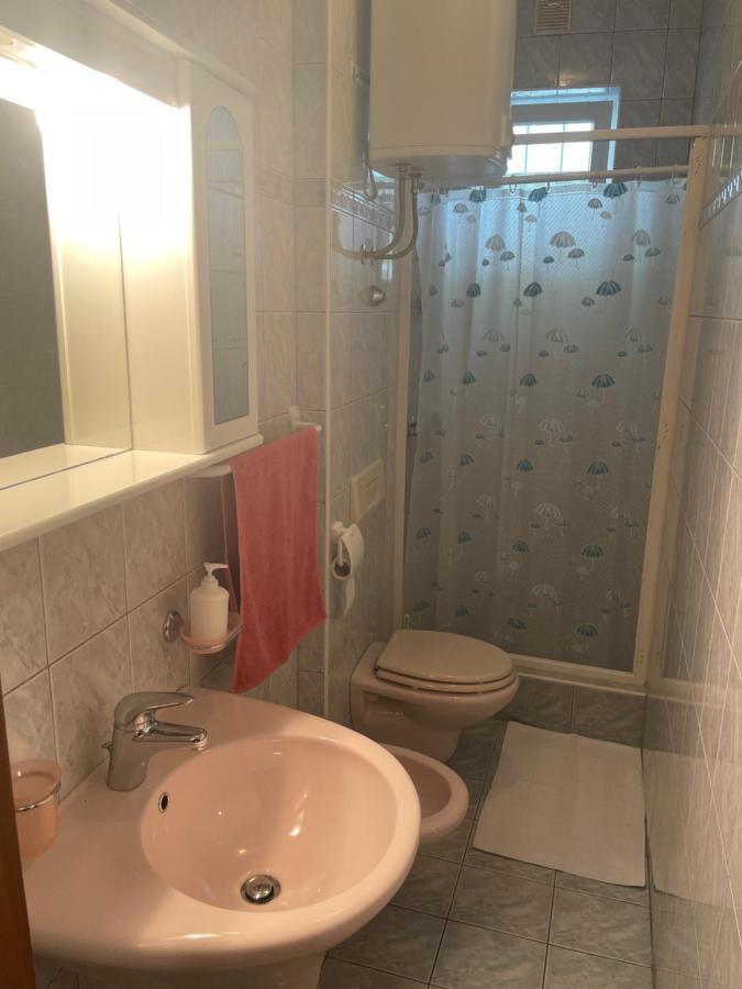 Apartmani Nina ซริกเวนิซา ภายนอก รูปภาพ